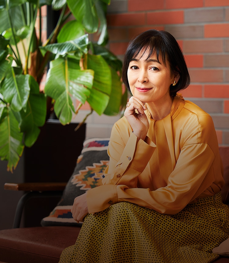 財前直見「大分はずっと一緒にいたいと思う人と暮らす場所」｜with PEOPLE 縁ある人たち｜koji note[三和酒類株式会社]