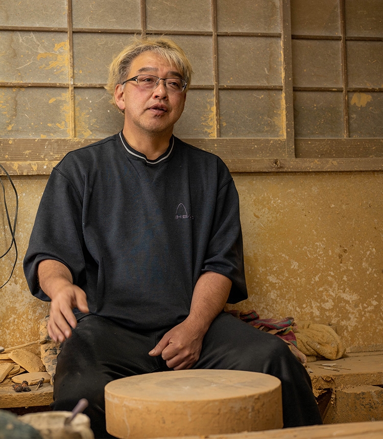 坂本工「色彩や装飾ではなく、形そのもので感動してもらえる器を作り