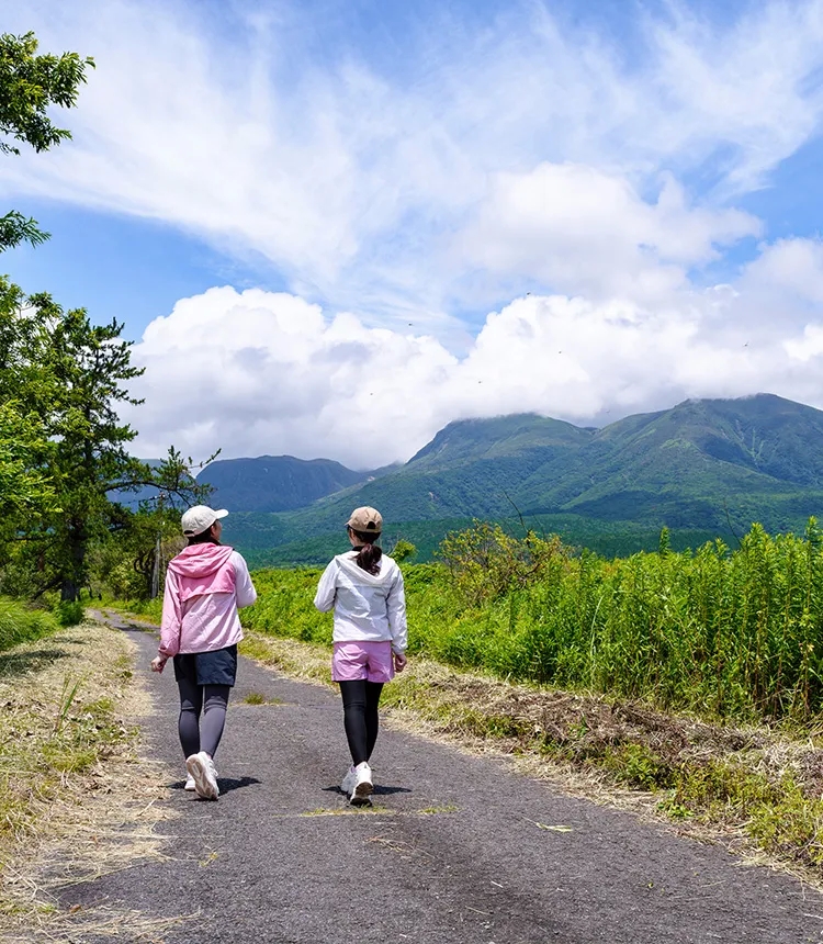 「九州の屋根」くじゅう連山を仰ぐ久住高原歴史の道（竹田市）｜from OITA 大分を巡る｜koji note[三和酒類株式会社]