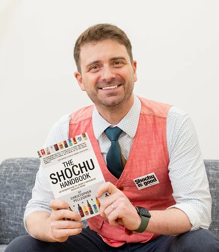 ペレグリニ・クリストファー「世界一の蒸留酒『SHOCHU 焼酎』を、世界のどこでも当たり前に買えるお酒にしたい」｜think KOJI 麹文化と発酵｜koji note[三和酒類株式会社]