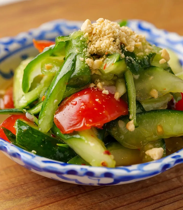 森枝幹「野菜もたっぷり食べられる、いかの塩辛タイ風アレンジレシピ」｜think KOJI 麹文化と発酵｜koji note[三和酒類株式会社]
