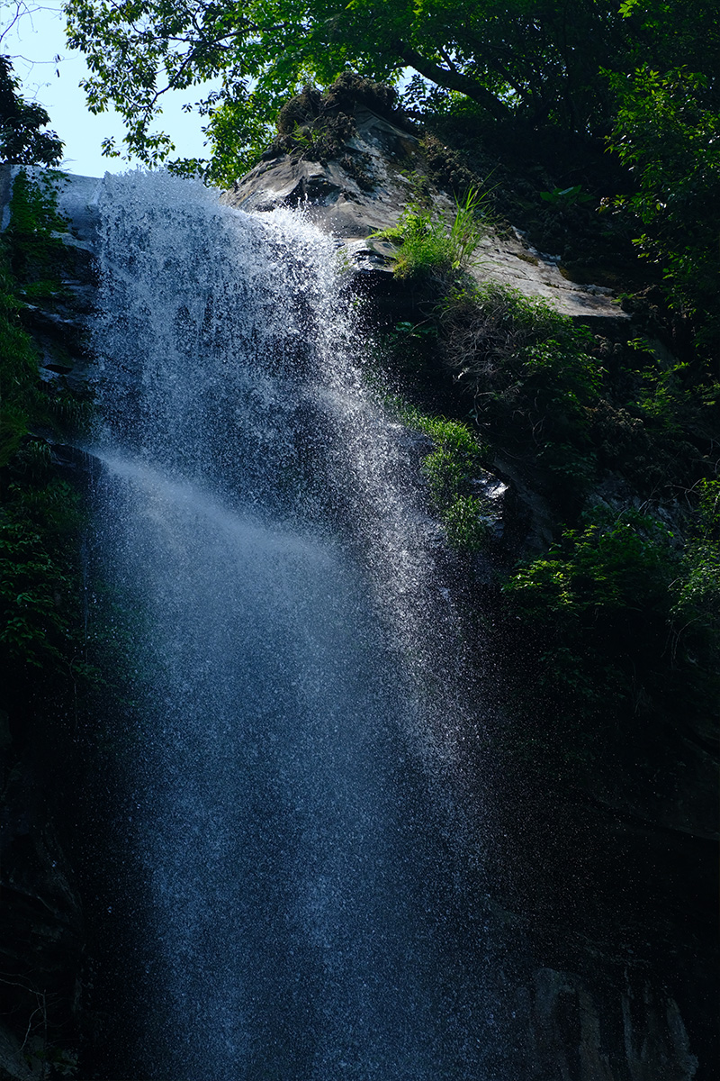 東椎屋の滝