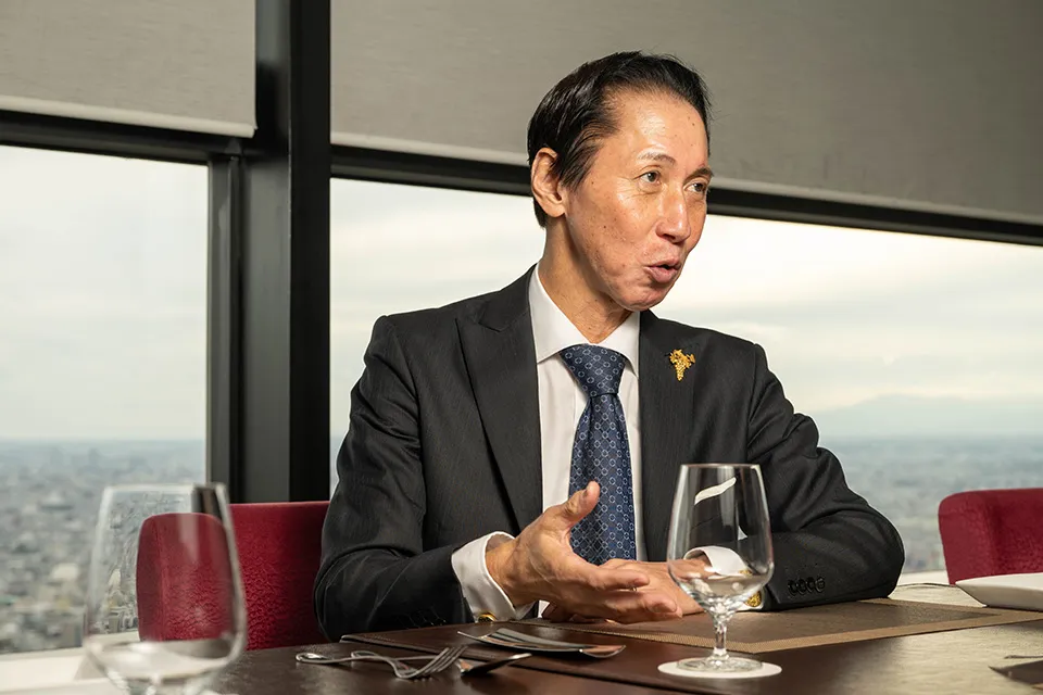 レストラン「一味真（いちみしん）」総支配人の小川貞夫（おがわ・さだお）さん