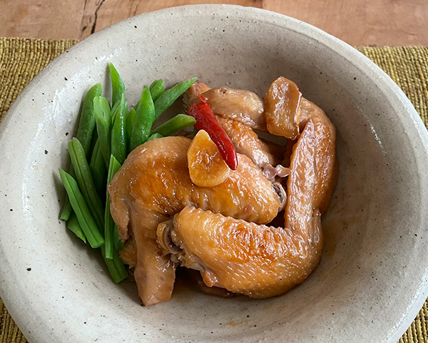 鶏手羽の甘辛焼酎煮