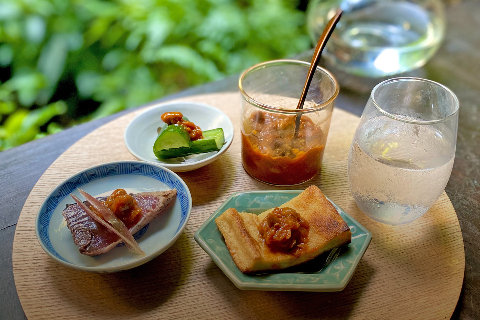 炙った鰹や豆腐にぴったり。こくとうまみを凝縮した納豆醬