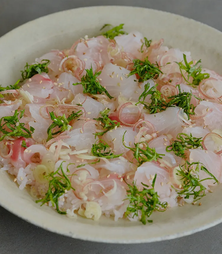 真藤舞衣子「酢飯やから揚げの下味にも使える梅酢のレシピ」