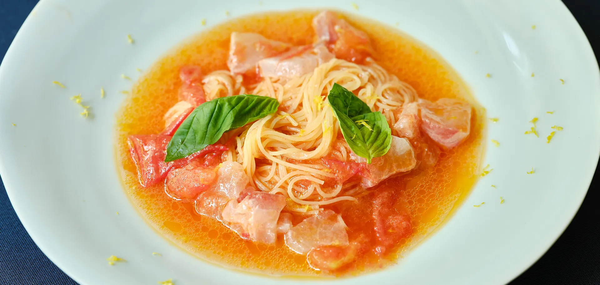 発酵トマトの冷製パスタ