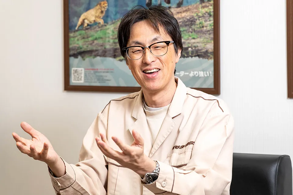 九州自然動物公園アフリカンサファリ園長の神田岳委さん